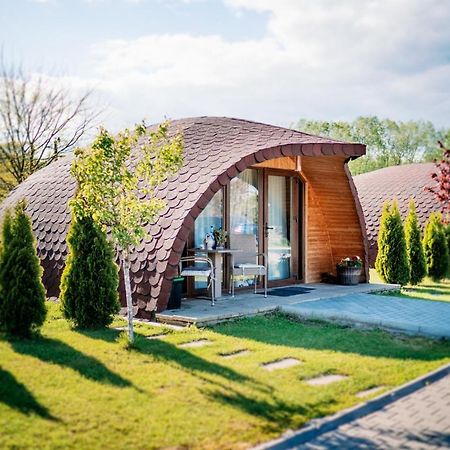 Готель Montana Garden Решинарі Екстер'єр фото